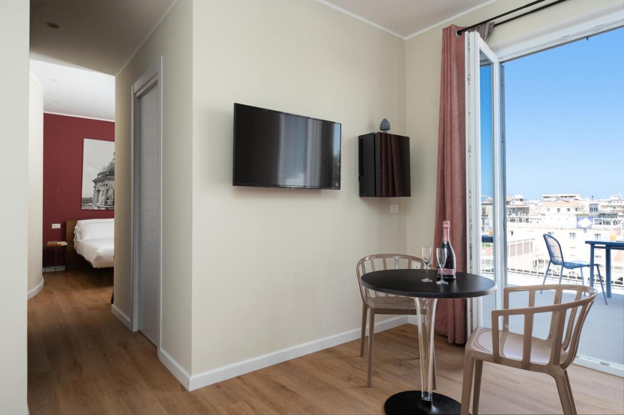 Attico 37 - Queen Room Con Terrazza Privata Palermo Luaran gambar