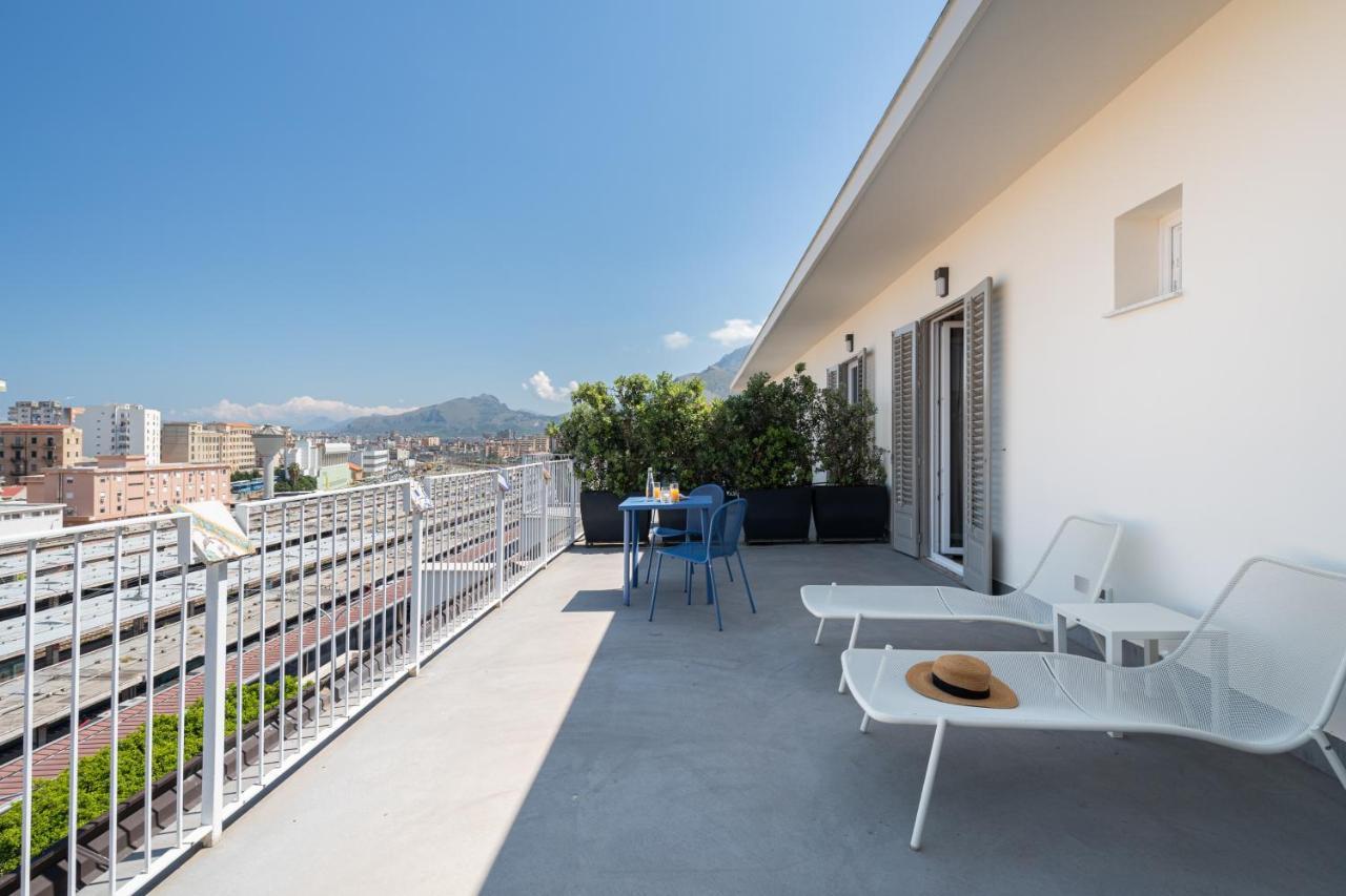 Attico 37 - Queen Room Con Terrazza Privata Palermo Luaran gambar