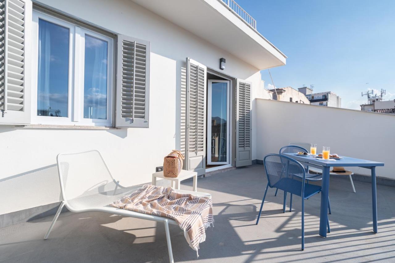 Attico 37 - Queen Room Con Terrazza Privata Palermo Luaran gambar