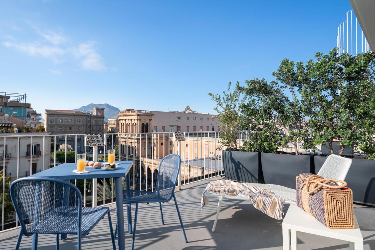 Attico 37 - Queen Room Con Terrazza Privata Palermo Luaran gambar